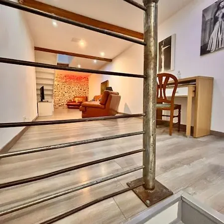 Maison 8 Min En Voiture De La 6 Personnes 別荘 *