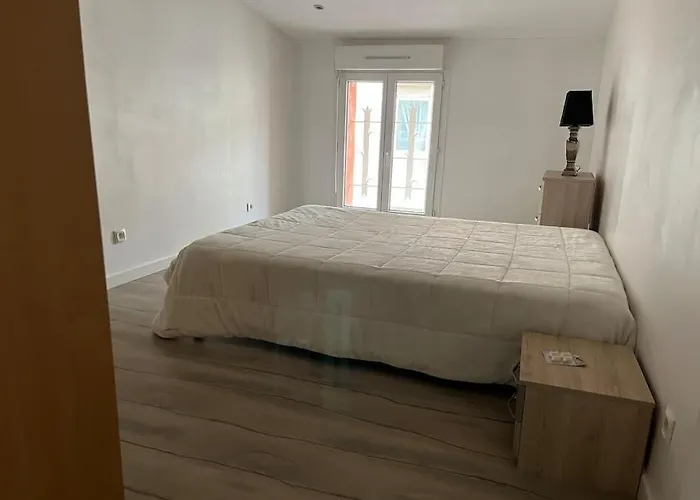 Holiday home Maison 8 Min En Voiture De La 6 Personnes Bompas (Pyrenees-Orientales)