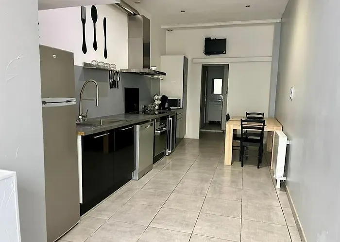Holiday home Maison 8 Min En Voiture De La 6 Personnes *